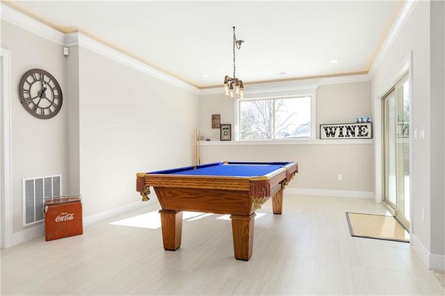 25137 W 105th Terrace, Olathe, KS 66061