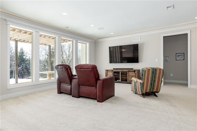 25137 W 105th Terrace, Olathe, KS 66061