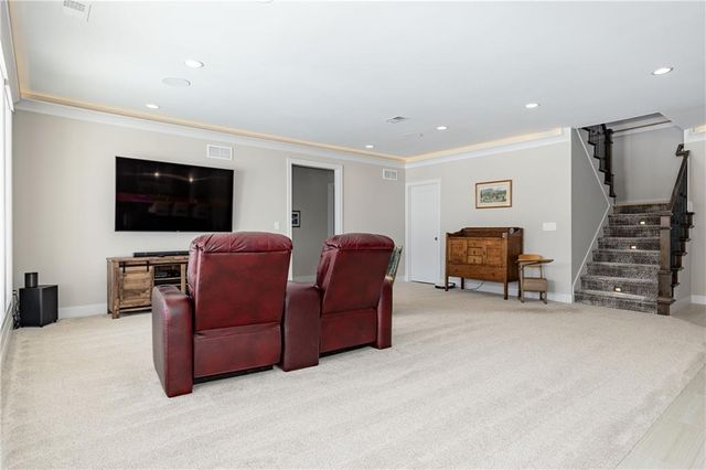 25137 W 105th Terrace, Olathe, KS 66061