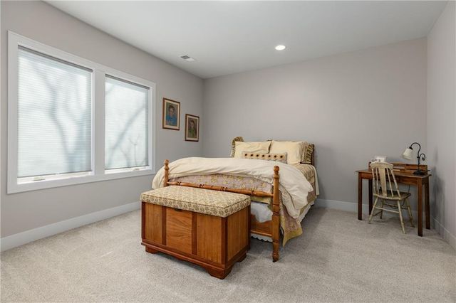 25137 W 105th Terrace, Olathe, KS 66061