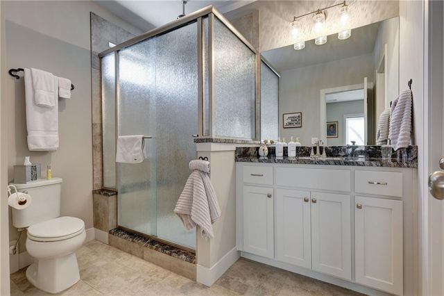 25137 W 105th Terrace, Olathe, KS 66061