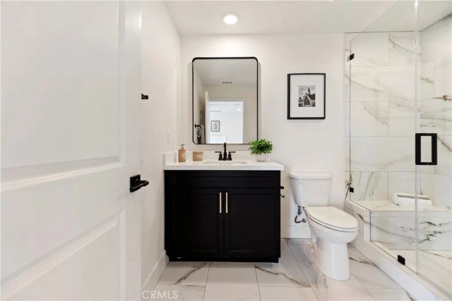 969 N Staley, Los Angeles, CA 90042