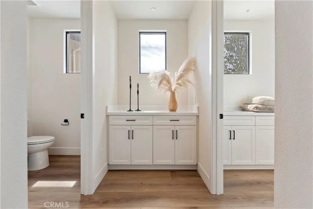 969 N Staley, Los Angeles, CA 90042