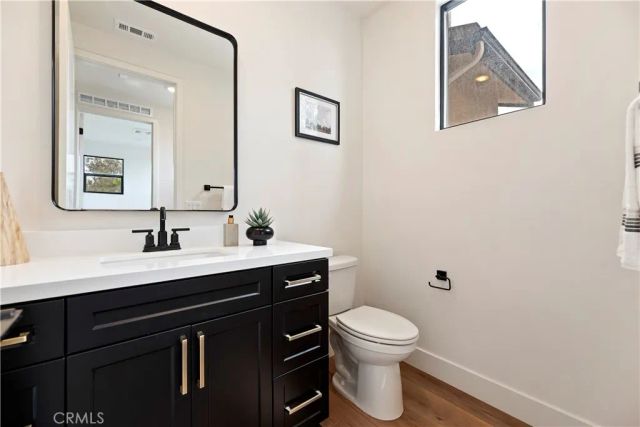 969 N Staley, Los Angeles, CA 90042