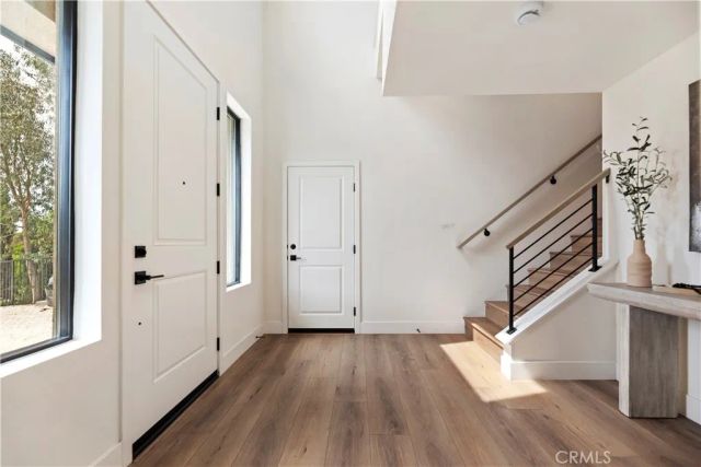 969 N Staley, Los Angeles, CA 90042