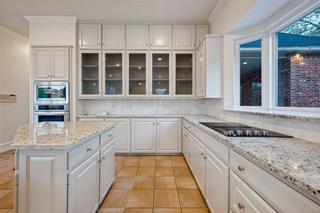 6565 Shoreline Drive, Little Elm, TX 75068