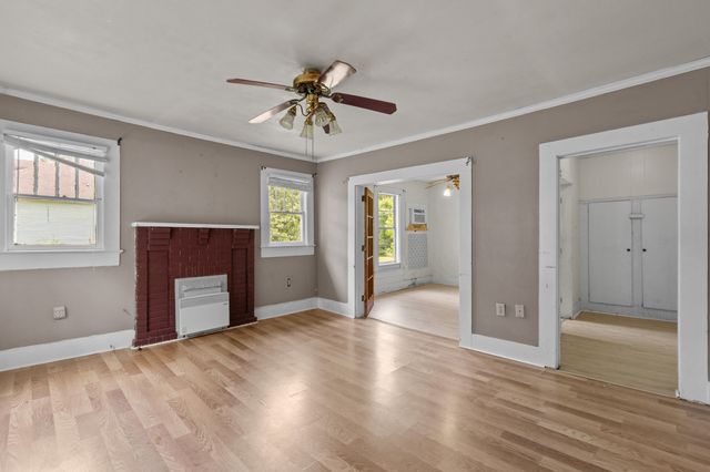 512 Miller St., Hattiesburg, MS 39401