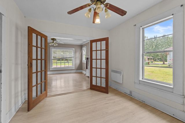 512 Miller St., Hattiesburg, MS 39401