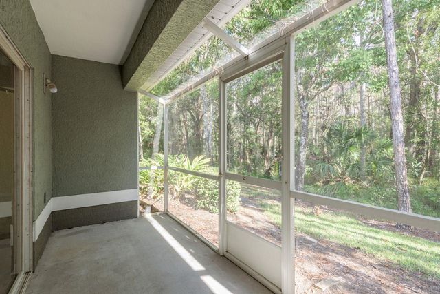 3521 KINGS ROAD 102, Palm Harbor, FL 34685