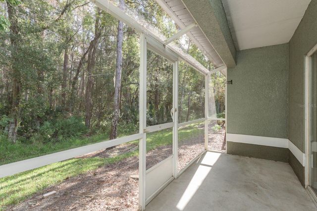 3521 KINGS ROAD 102, Palm Harbor, FL 34685