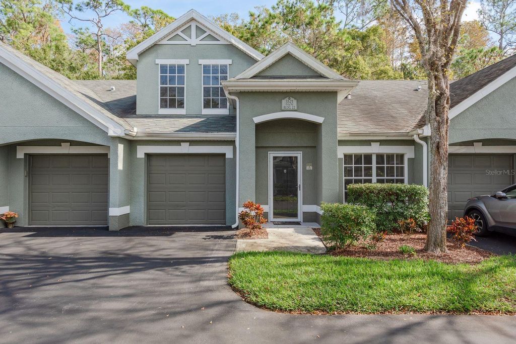 3521 KINGS ROAD 102, Palm Harbor, FL 34685
