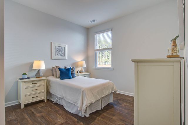 9035 Salamander Road, North Charleston, SC 29406