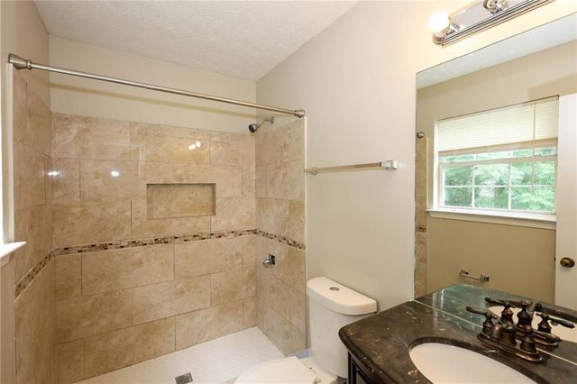5589 Emerald Glen, Stone Mountain, GA 30088