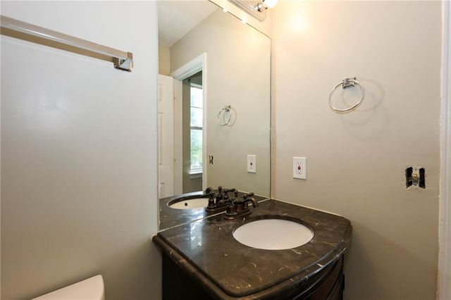 5589 Emerald Glen, Stone Mountain, GA 30088
