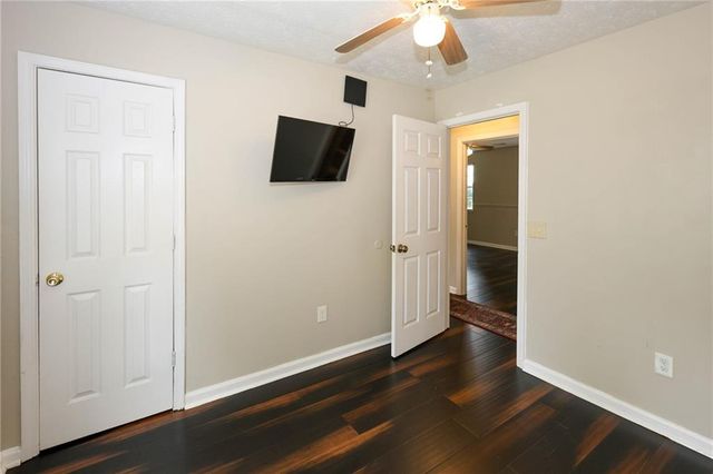5589 Emerald Glen, Stone Mountain, GA 30088