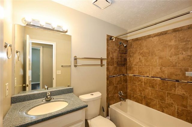 5589 Emerald Glen, Stone Mountain, GA 30088