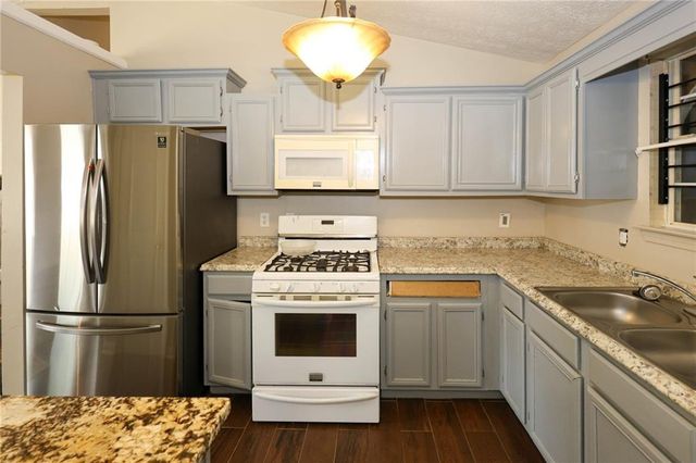 5589 Emerald Glen, Stone Mountain, GA 30088