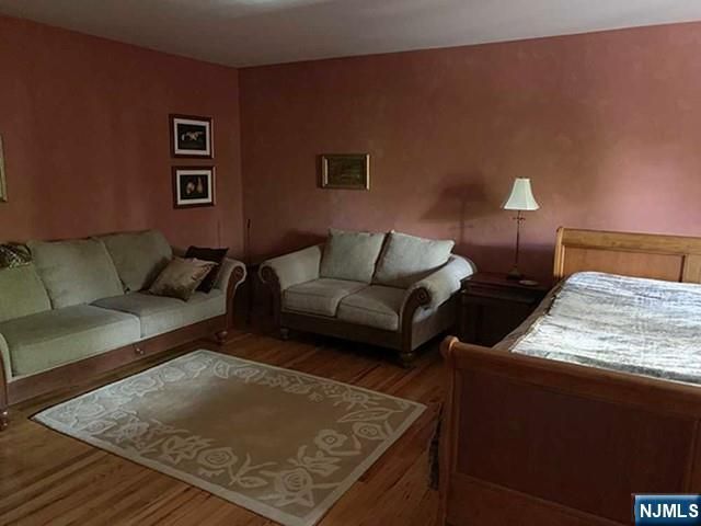 126 Hawthorne Avenue, Park Ridge, NJ 07656