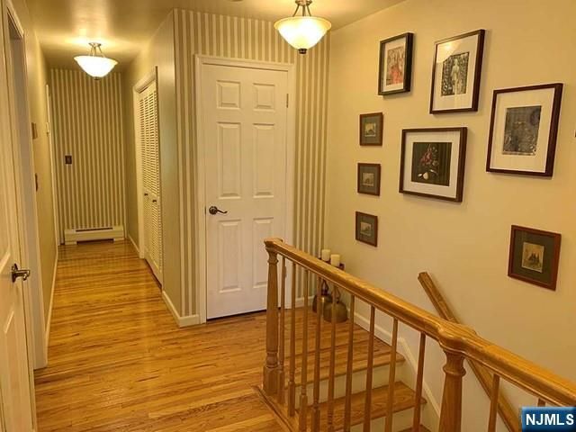 126 Hawthorne Avenue, Park Ridge, NJ 07656