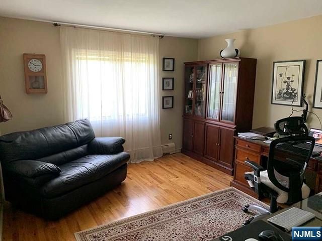 126 Hawthorne Avenue, Park Ridge, NJ 07656