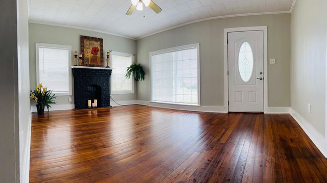 1118 Academy St, Houma, LA 70360