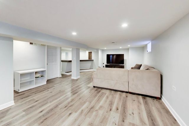 5116 N Nordica Avenue, Chicago, IL 60656