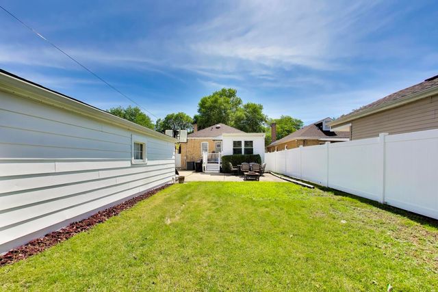 5116 N Nordica Avenue, Chicago, IL 60656