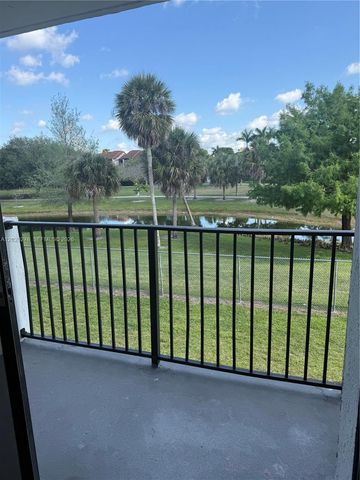 7195 NW 179th St, Hialeah, FL 33015