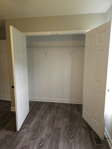 4070 Hartsville Rd, Lafayette, TN 37083