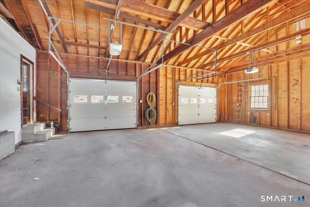 220 Rose Hill Road, Portland, CT 06480