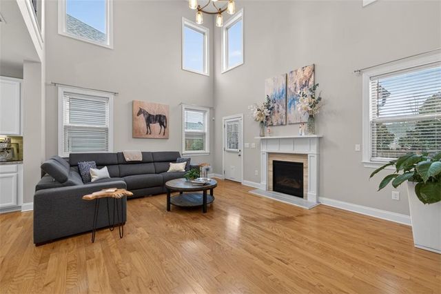 100 Summit Lane, Woodstock, GA 30189