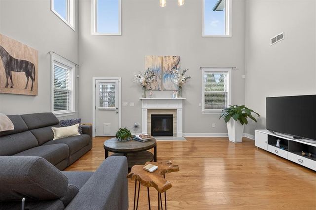 100 Summit Lane, Woodstock, GA 30189