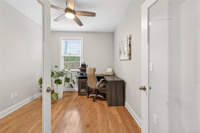 100 Summit Lane, Woodstock, GA 30189