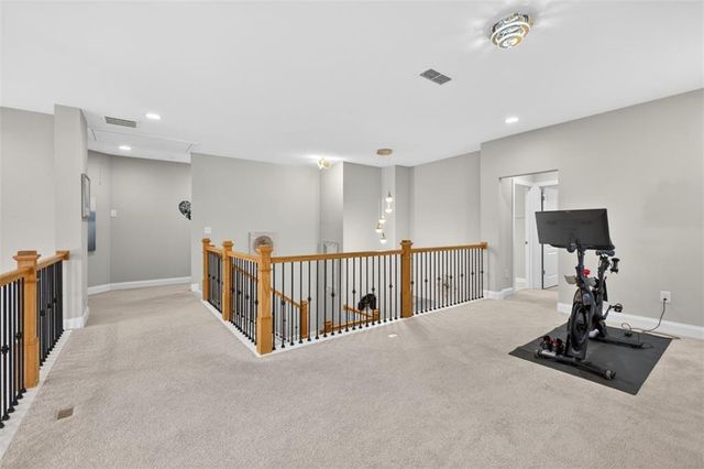 100 Summit Lane, Woodstock, GA 30189