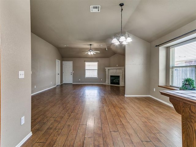 2327 Tortoise Drive, Midwest City, OK 73130