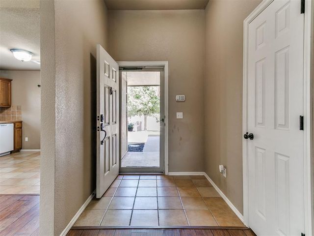 2327 Tortoise Drive, Midwest City, OK 73130