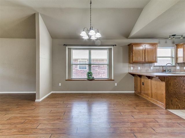 2327 Tortoise Drive, Midwest City, OK 73130