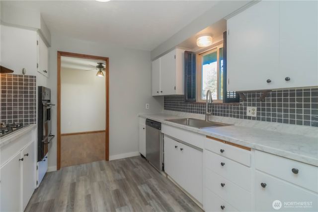 5605 22nd Avenue SE, Lacey, WA 98503