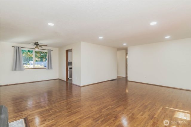 5605 22nd Avenue SE, Lacey, WA 98503