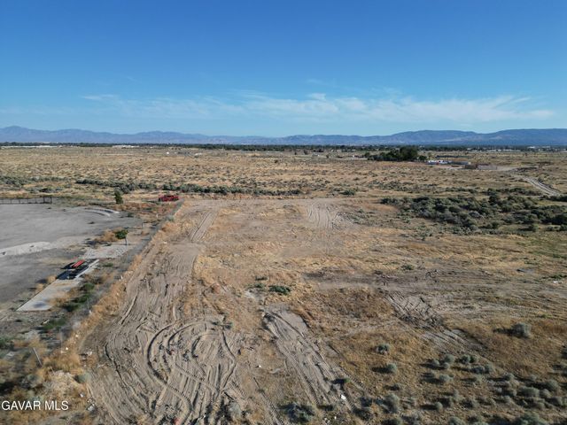 E Vic Avenue G12 8 Ste, Lancaster, CA 93535