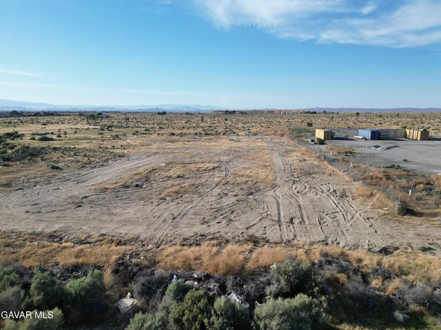 E Vic Avenue G12 8 Ste, Lancaster, CA 93535