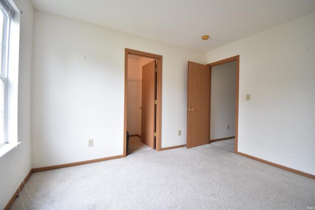 1109 W Pine Meadow Drive, Bloomington, IN 47403