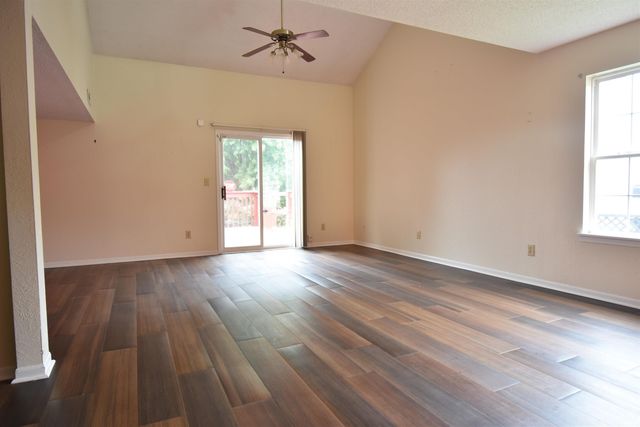 1109 W Pine Meadow Drive, Bloomington, IN 47403