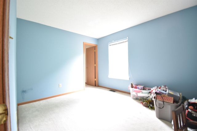 1109 W Pine Meadow Drive, Bloomington, IN 47403