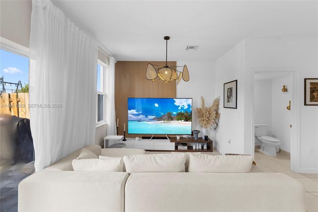 12022 NW 46th St, Coral Springs, FL 33076