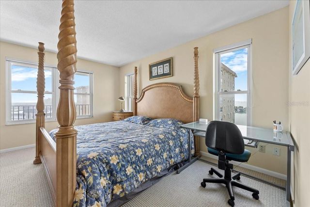 5220 BRITTANY DRIVE S 1501, St Petersburg, FL 33715