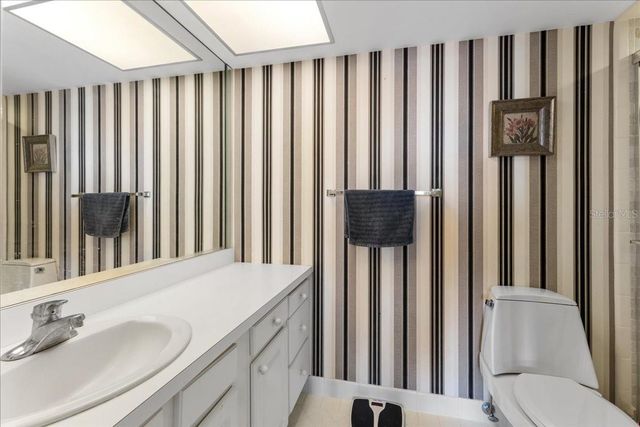 5220 BRITTANY DRIVE S 1501, St Petersburg, FL 33715
