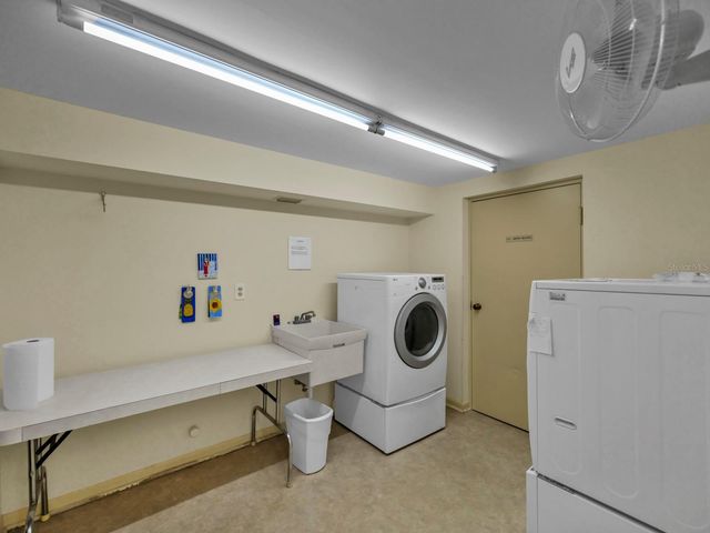 5220 BRITTANY DRIVE S 1501, St Petersburg, FL 33715