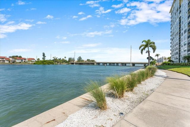 5220 BRITTANY DRIVE S 1501, St Petersburg, FL 33715