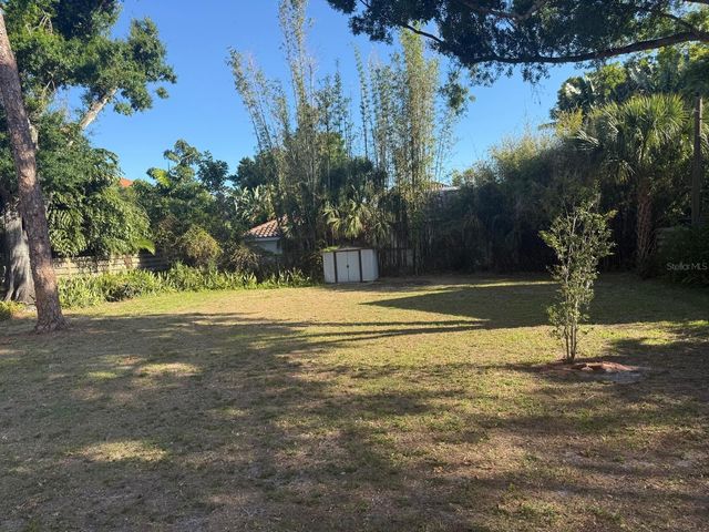 1827 ALTA VISTA STREET, Sarasota, FL 34236